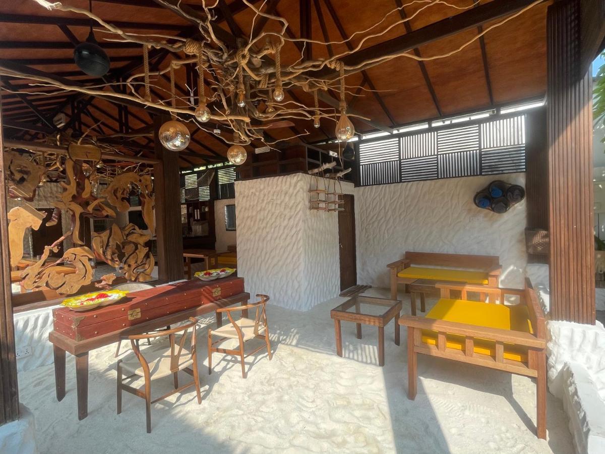 Fehendhoo Atholhu Residence מראה חיצוני תמונה